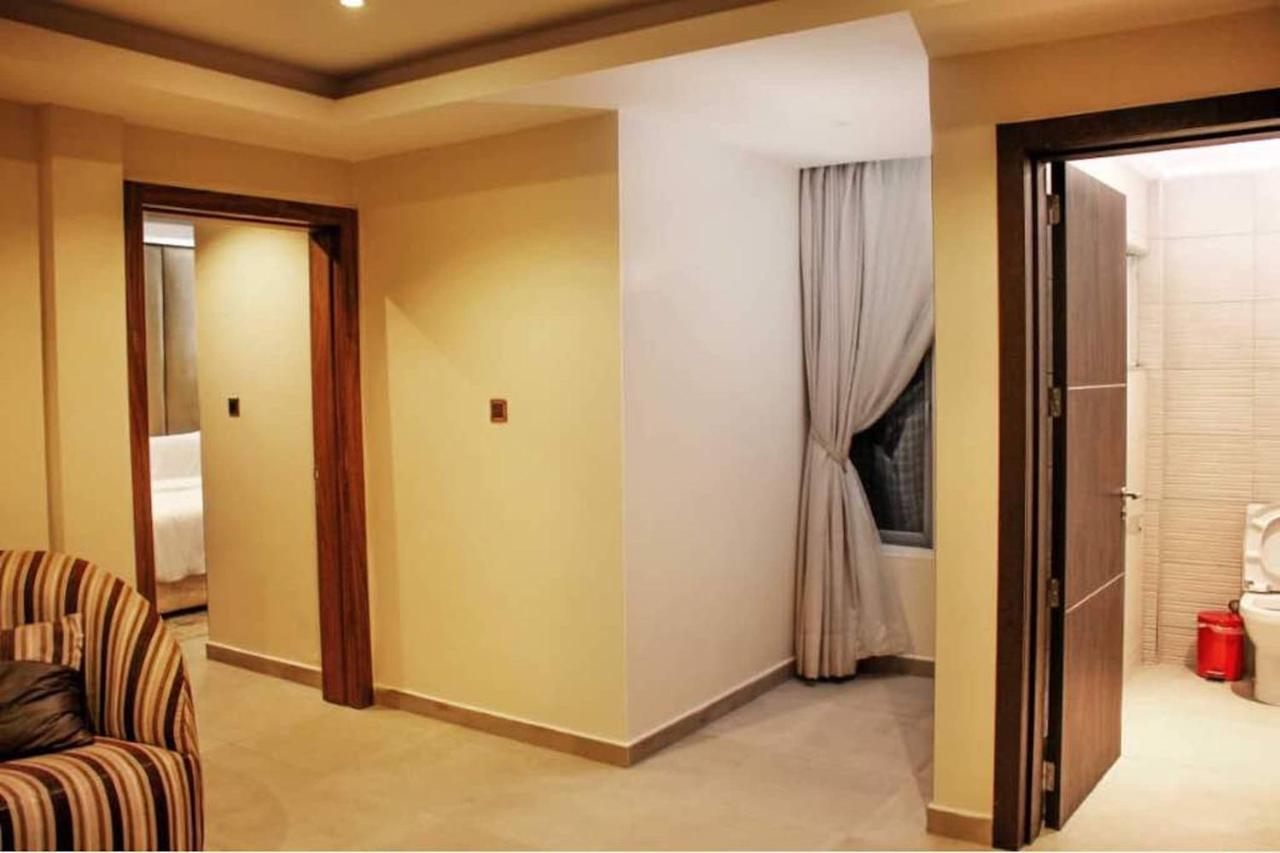 Joshesther Olive Hotel Ikeja Exterior photo