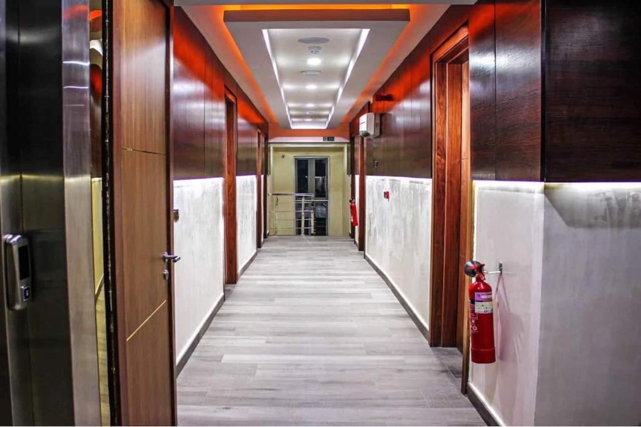 Joshesther Olive Hotel Ikeja Exterior photo